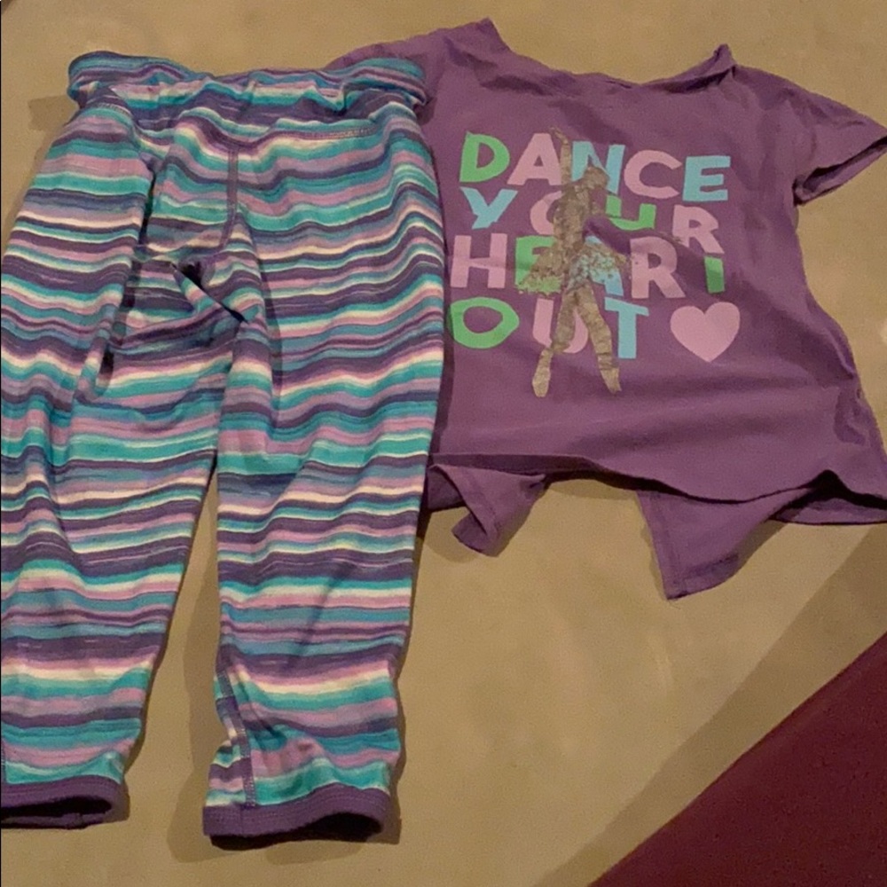 Capri and Shirt Outfit
